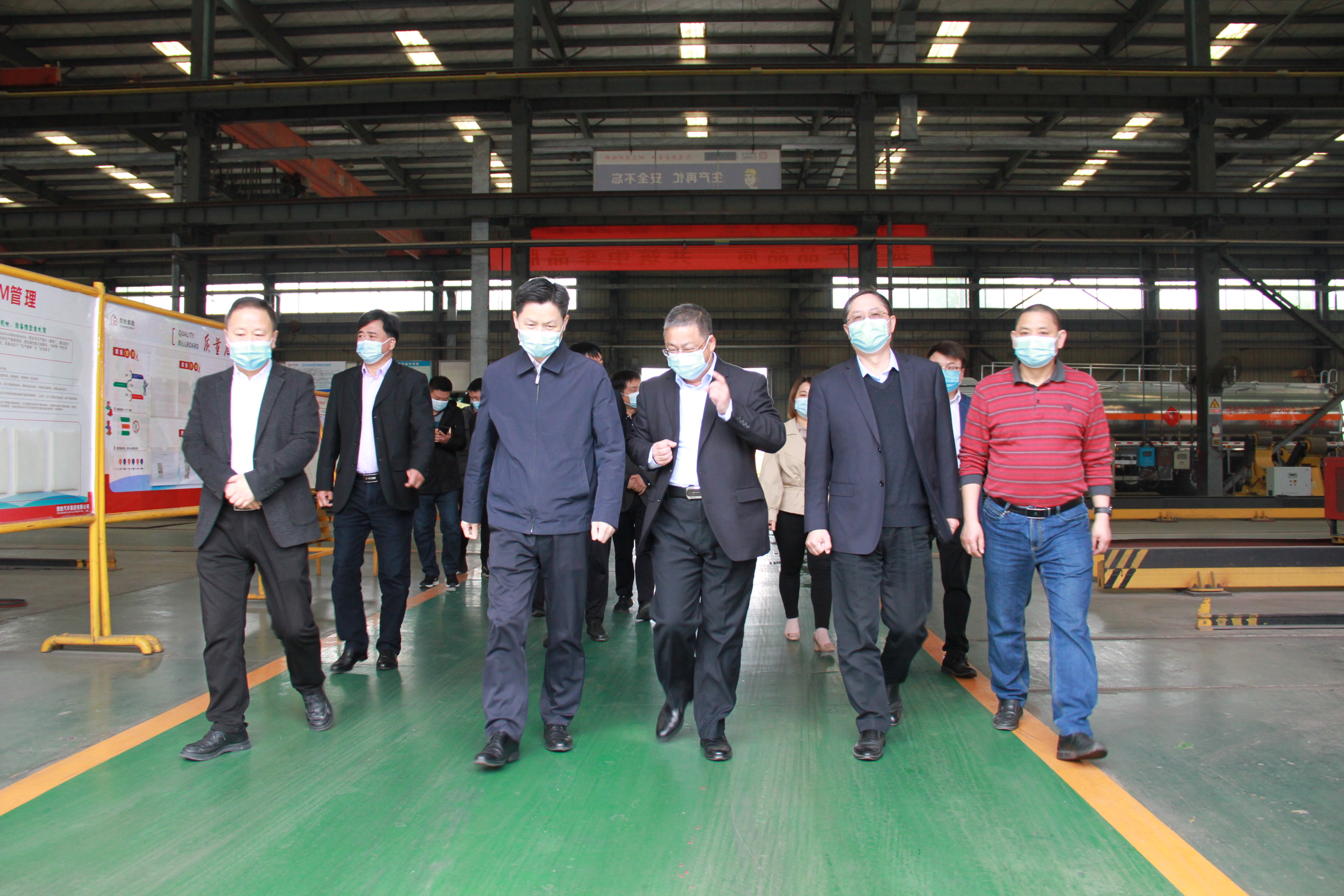 防疫情，促生產(chǎn)，市委常委副市長甘國棟一行蒞臨楚勝調(diào)研